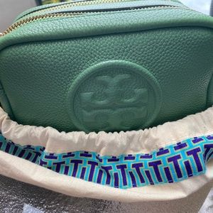 Tory Burch Perry Bombe Mini Bag